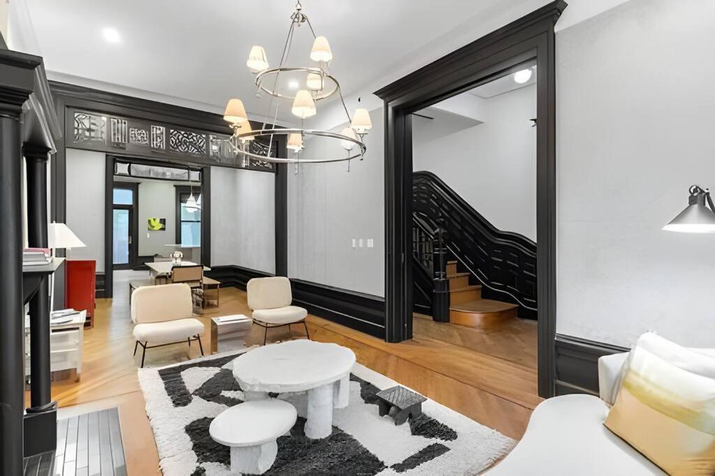 5br Townhouse Near Times Square Rooftop Patio Apartment *