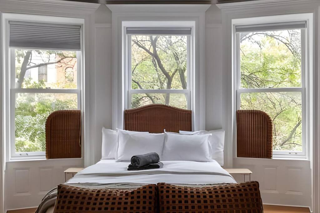 5br Townhouse Near Times Square Rooftop Patio New York