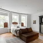 5Br Townhouse Near Times Square Rooftop Patio