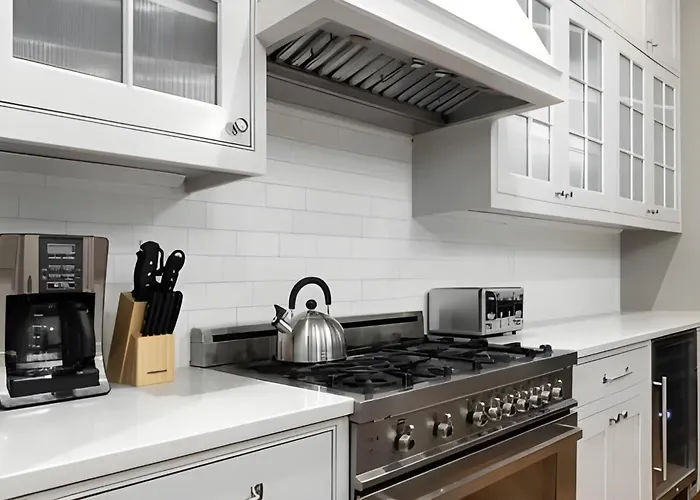 5Br Townhouse Near Times Square Rooftop Patio