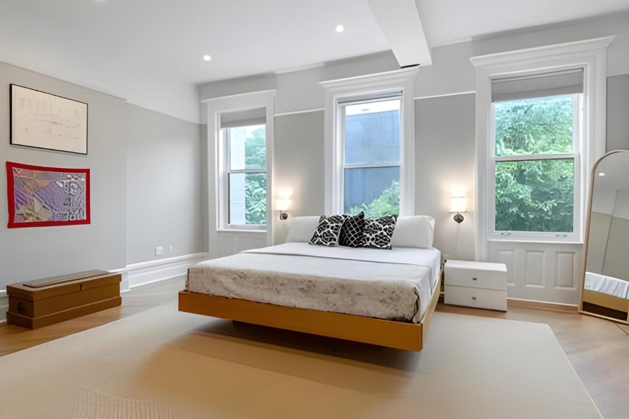 5br Townhouse Near Times Square Rooftop Patio Apartment