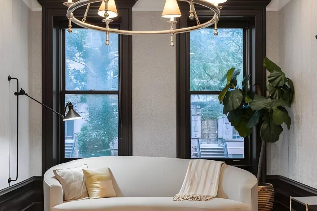 Apartment 5br Townhouse Near Times Square Rooftop Patio *