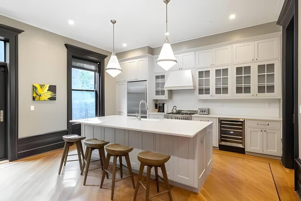 Apartment 5br Townhouse Near Times Square Rooftop Patio *